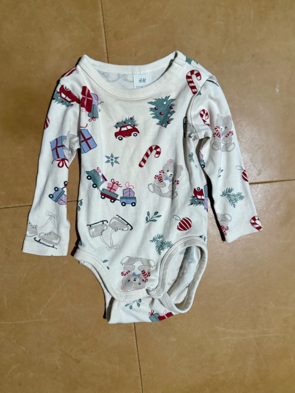 💙$5 FLASH SALE💙 H&M Christmas Onesie 6M